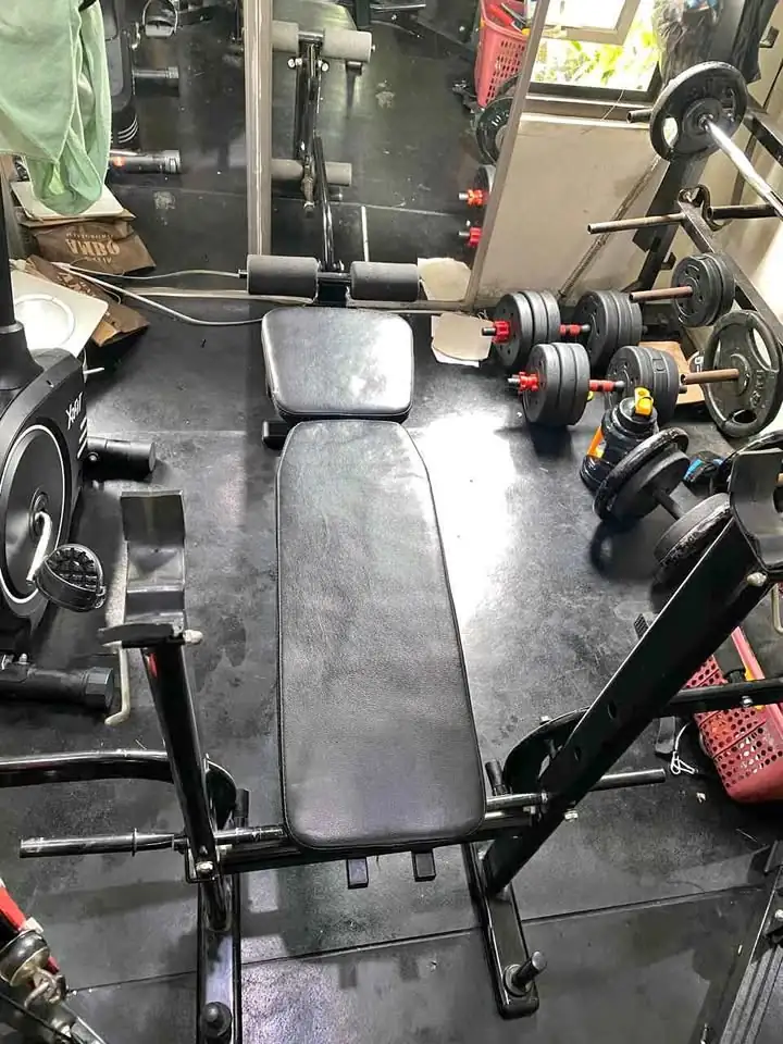 Alat kursi olahraga fitness dan gym bench press dirumah