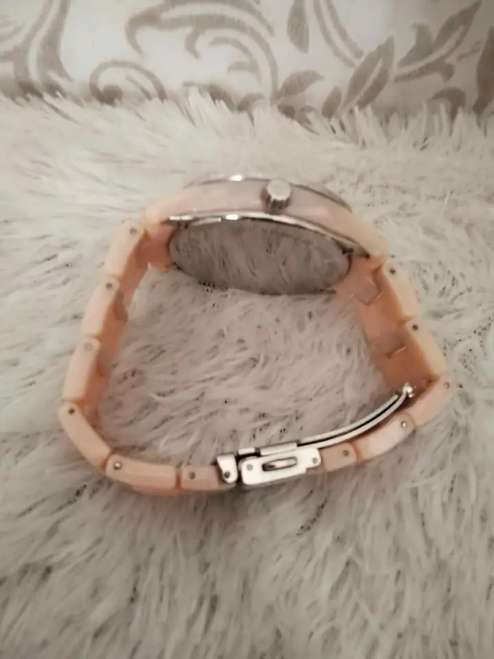 Jam tangan ocil buat cewek