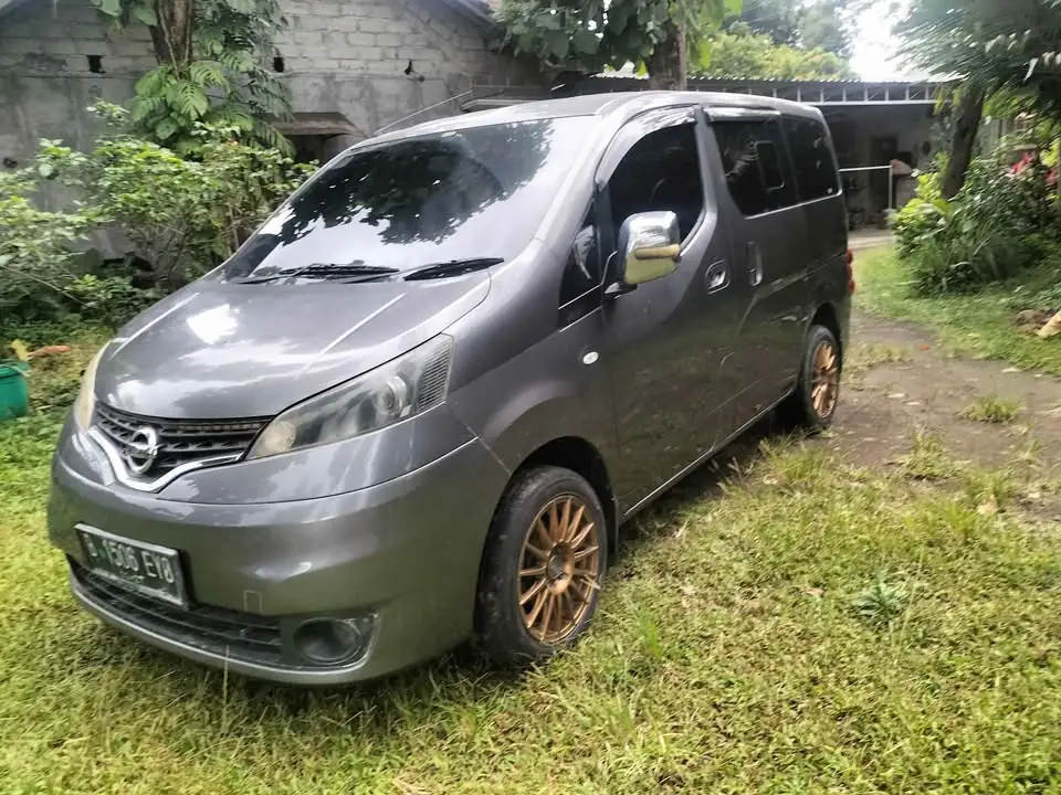 2012 Nissan evalia xv