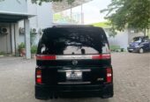 2005 Nissan elgrand