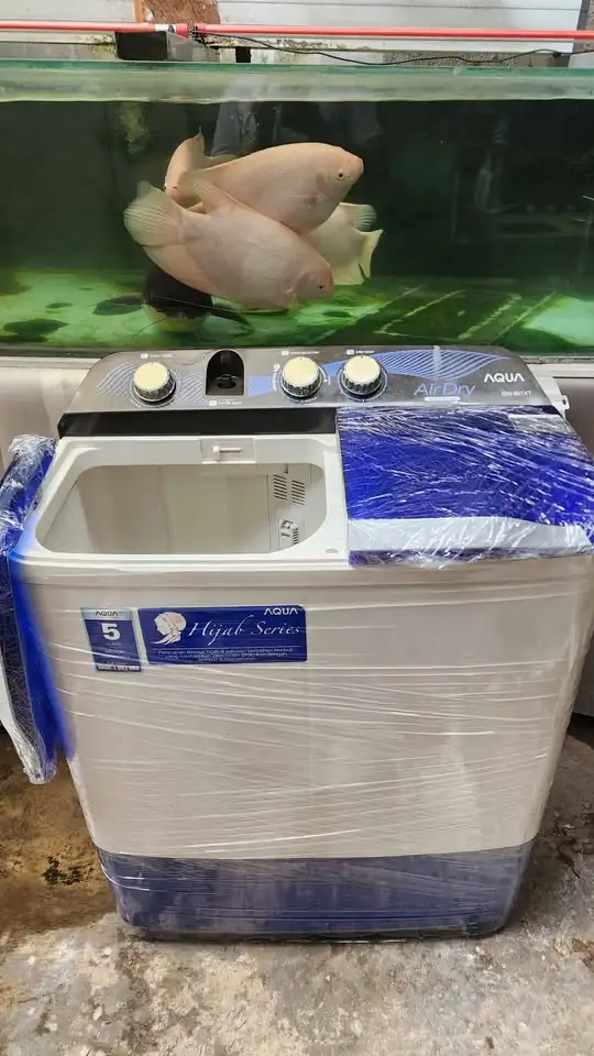 Mesin cuci AQUA 2Tabung