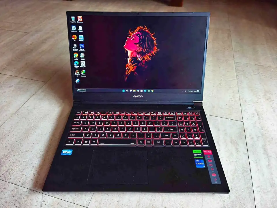 Jual Cepat Laptop Gaming Axioo Pongo 725 Masih Garansi