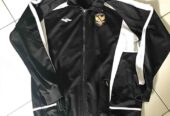 tracktop Garuda, jaket running