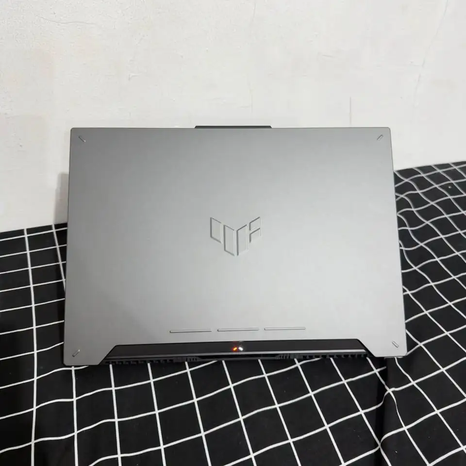 Asus TUF FA507UI / Ryzen 9-8945H / 16GB / 1TB / 144Hz / RTX 4070