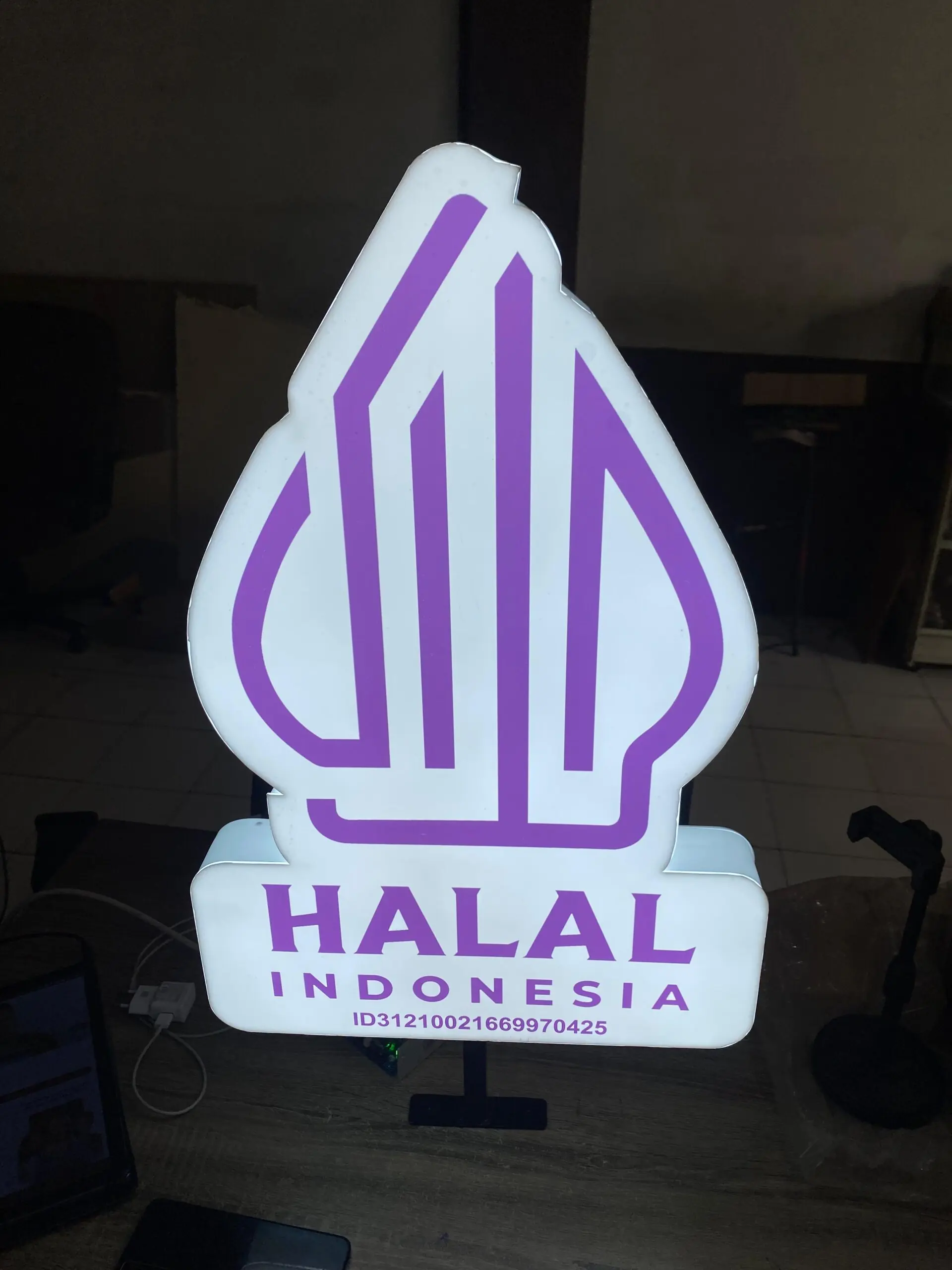 Halal neon box akrilik 60×40
