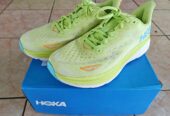 Sepatu RUNNING