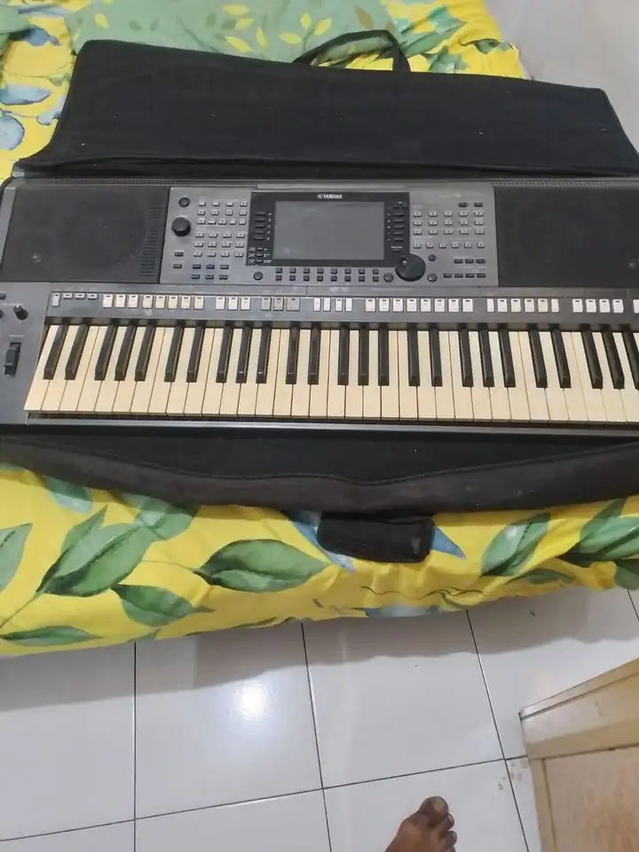 Keyboard yamaha PSR-770
