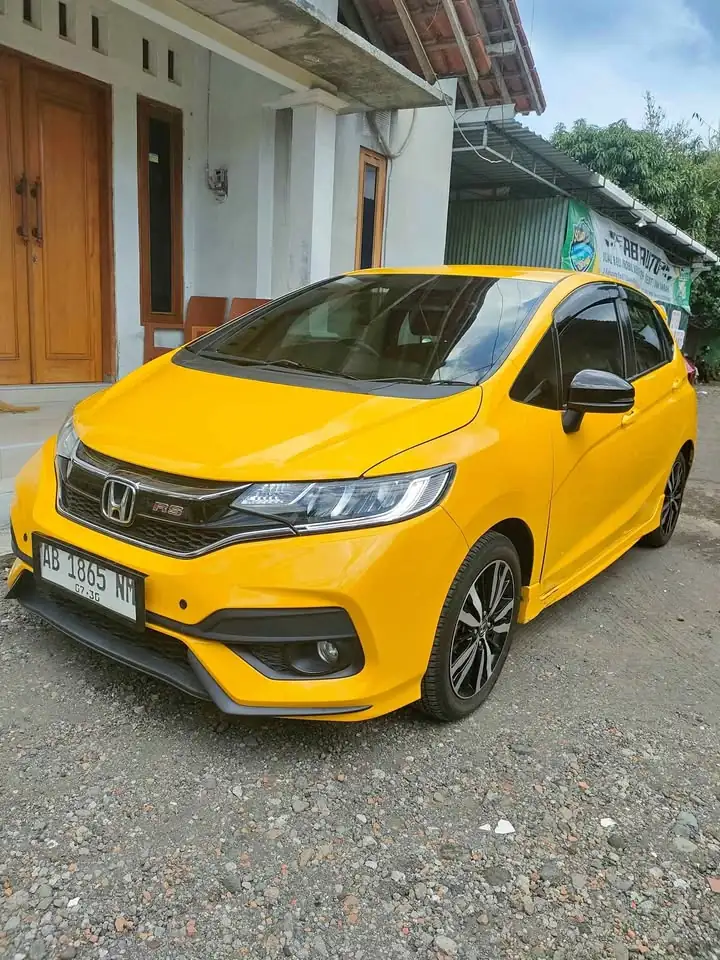 Mobil bekas murah