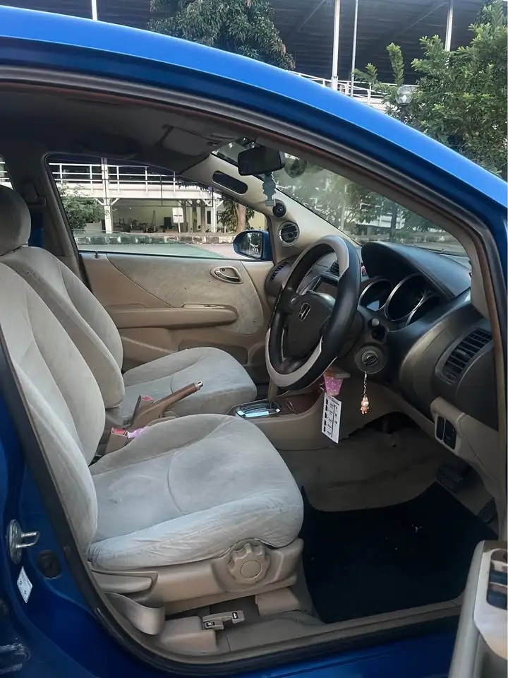 2005 Honda city vtec matic