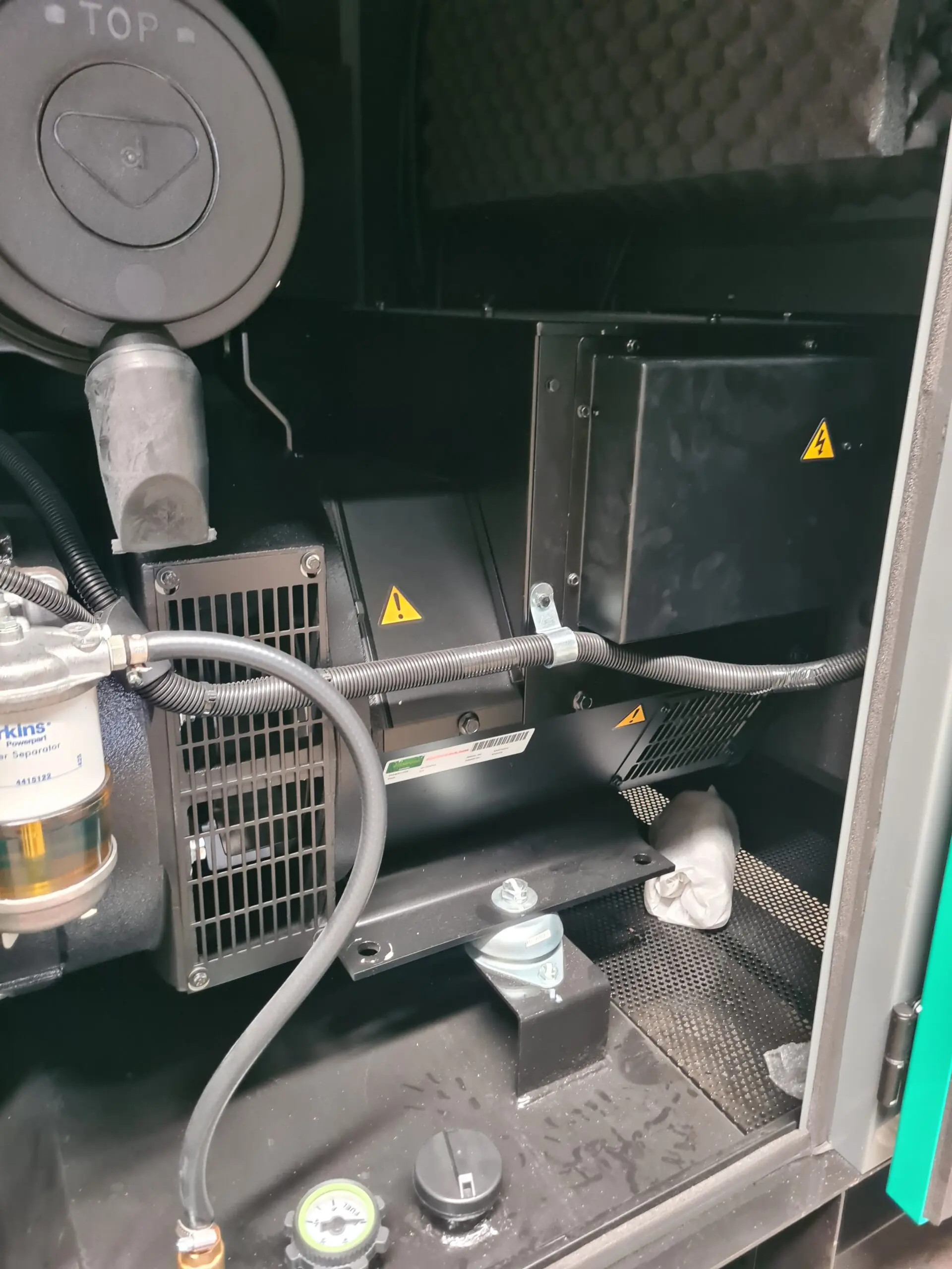 Genset 60 kVA Perkins Stamford Silent Baru