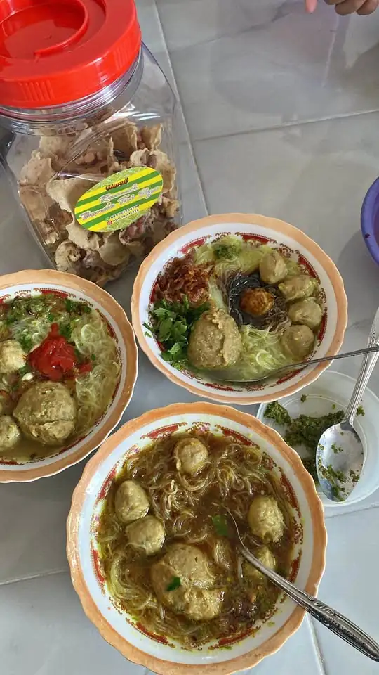 Warung bakso kite khas natuna ikan tongkol