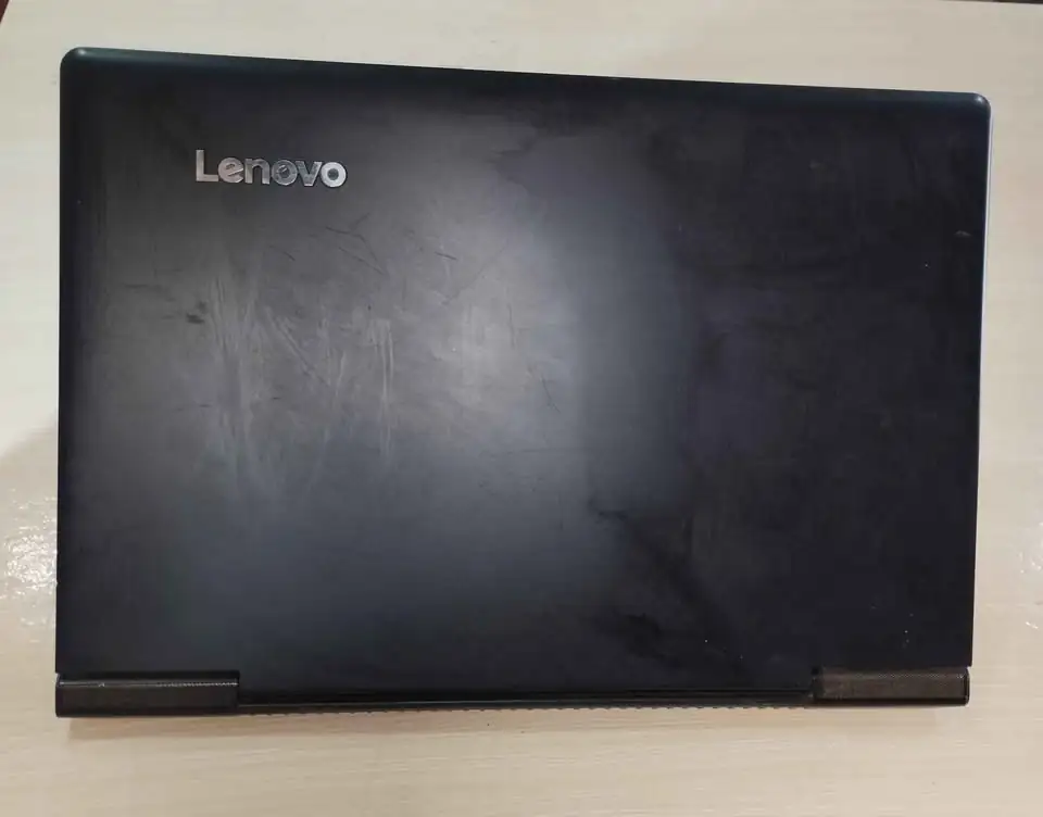 Laptop Lenovo core i7 dual Vga