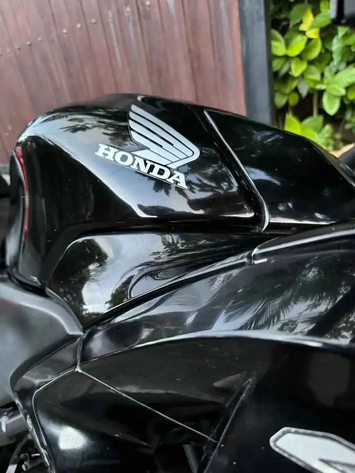 BUC dijual cepat CBR 250R Honda